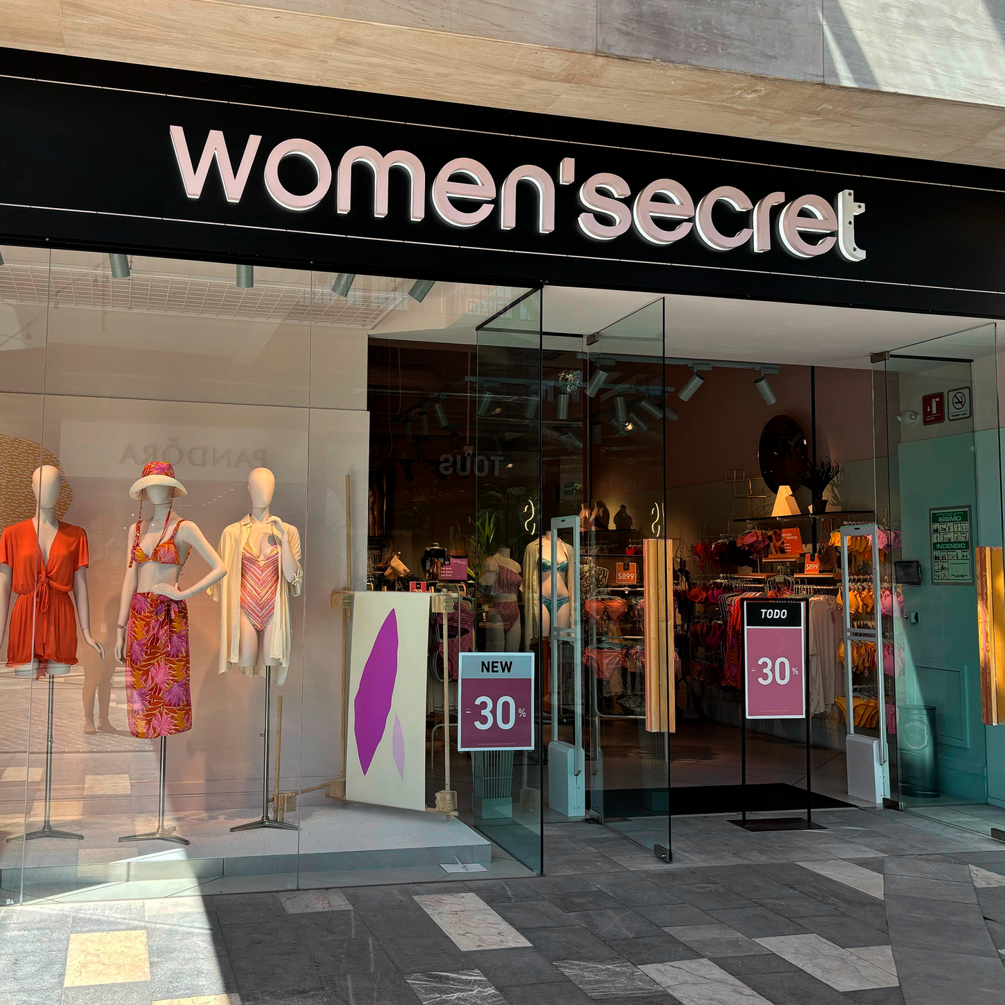 WOMEN'S SECRET